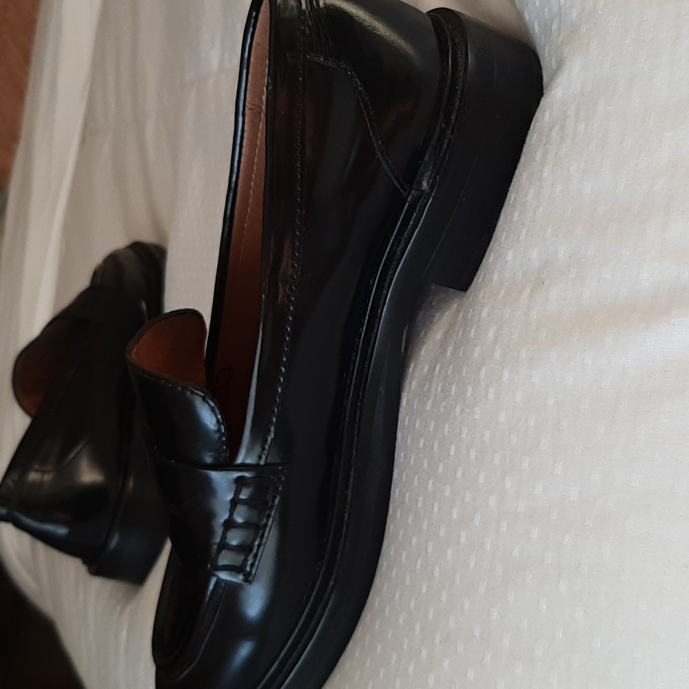Madewell Black Leather Loafers - Picture 8 of 11